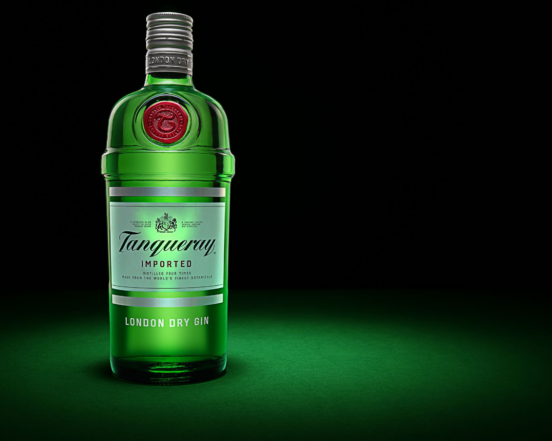 Tanqueray london dry gin. Tanqueray 10. Джин танкерей. Джин танкерей 70. Джин tanqueray london dry gin.